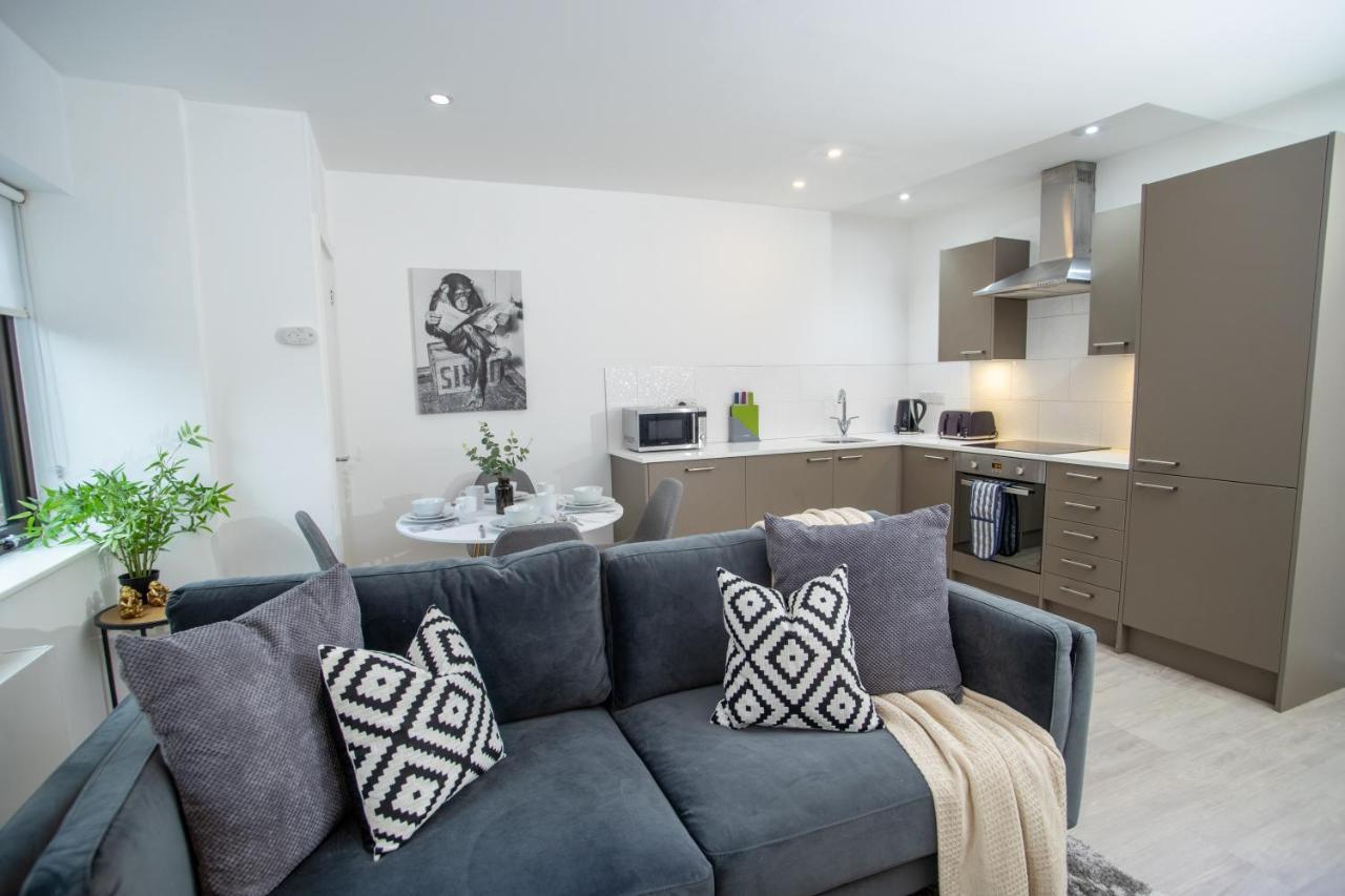 Pembroke House Apartments Exeter For Families Business Relocation Free Parking Exterior foto